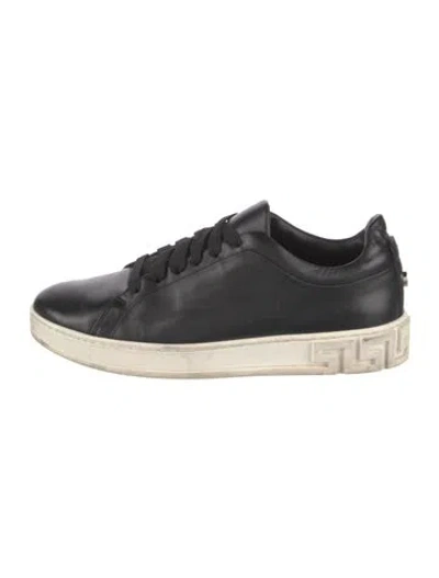 Pre-owned Versace Leather Sneakers In Black