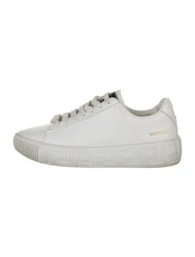 Pre-owned Versace Leather Sneakers In White