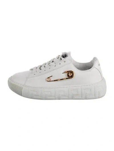 Pre-owned Versace Leather Sneakers In White