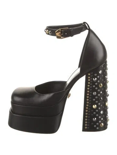 Pre-owned Versace Leather Studded Accents D'orsay Pumps In Black