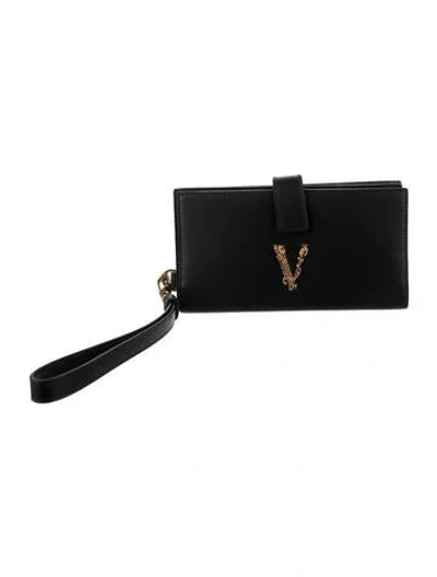 Pre-owned Versace Leather Wristlet In Black