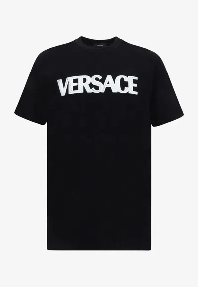 Versace Logo-embroidered Short-sleeved T-shirt In Black