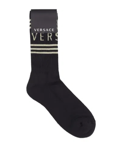 Versace Logo Intarsia Cotton Short Socks In Black