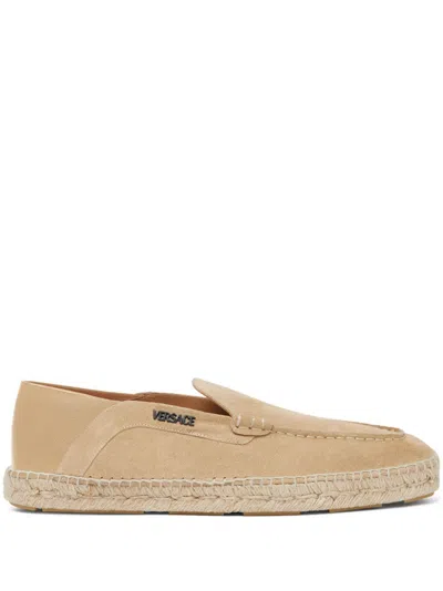 Versace Logo-lettering Suede Espadrilles In 中性色
