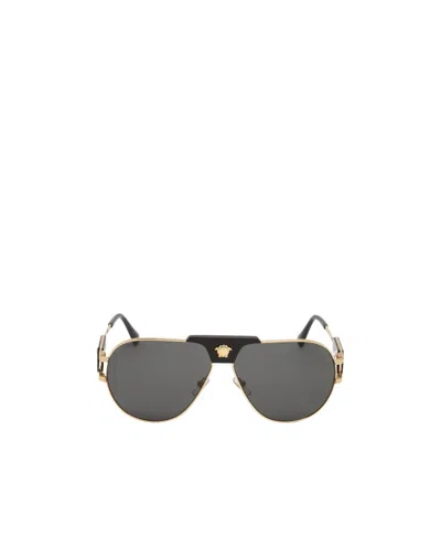 Versace Logo Sunglasses In Gray