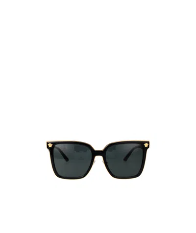 Versace Logo Sunglasses In Green