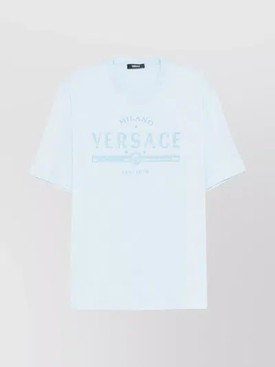 Versace Logo T-shirt Never Forget In Blue