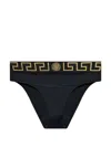 Versace Slip A Vita Alta Con Dettaglio Greca E Medusa In Cotone Stretch Nero Donna In Black