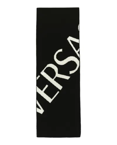 Versace Logo Wool Scarf In Black