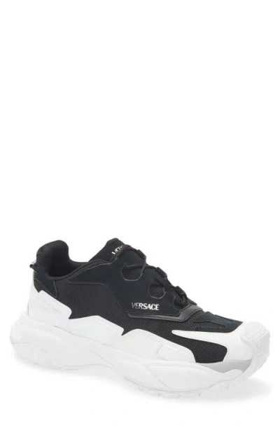 Versace Low Top Sneaker In White Black/palladium