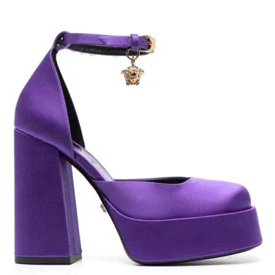 Versace Medusa Aevitas Platform Pumps In Purple
