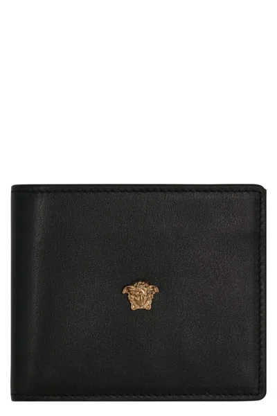 Versace Medusa Biggie Leather Wallet In Black