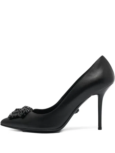 Pre-owned Versace Medusa-emblem Leather Pumps In Black