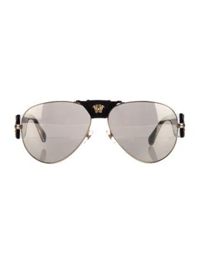 Pre-owned Versace Medusa Insignia Aviator Sunglasses In Black