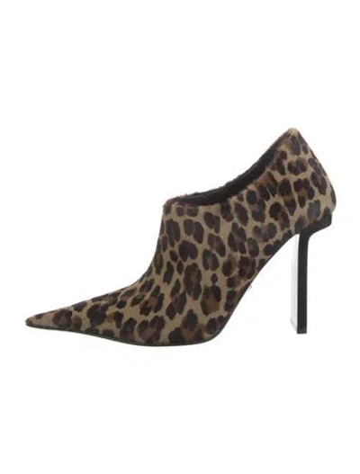 Pre-owned Versace Medusa Insignia Calf Hair Pumps In Multi
