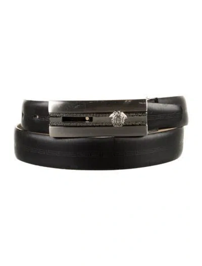 Pre-owned Versace Medusa Insignia Leather Belt In Black