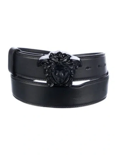 Pre-owned Versace Medusa Insignia Leather Belt Kit In Black