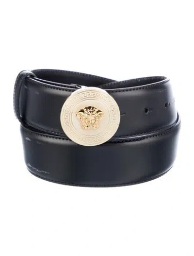 Pre-owned Versace Medusa Insignia Leather Belt Kit In Black