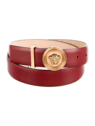 Pre-owned Versace Medusa Insignia Leather Belt Kit In Red