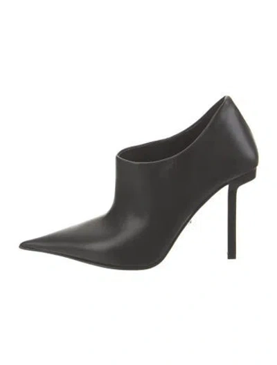 Pre-owned Versace Medusa Insignia Leather Boots In Black