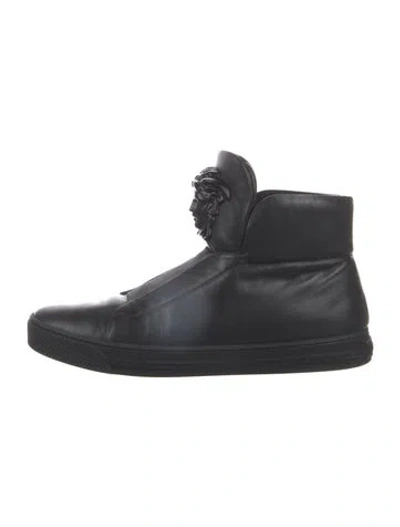 Pre-owned Versace Medusa Insignia Leather Boots In Black