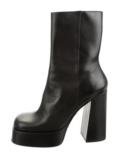 Pre-owned Versace Medusa Insignia Leather Boots In Black
