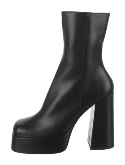 Pre-owned Versace Medusa Insignia Leather Boots In Black