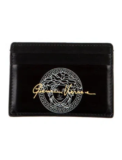 Pre-owned Versace Medusa Insignia Leather Card Holder In Black