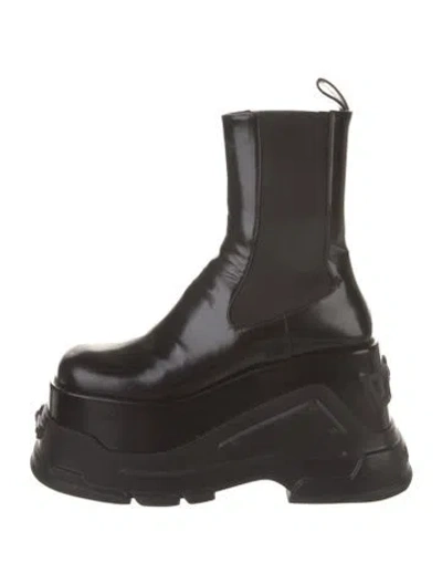 Pre-owned Versace Medusa Insignia Leather Chelsea Boots In Black