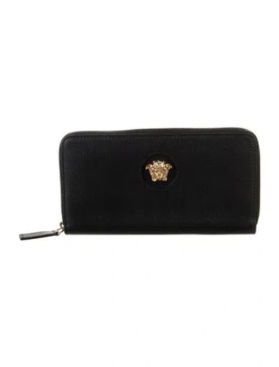 Pre-owned Versace Medusa Insignia Leather Continental Wallet In Black