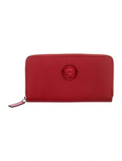 Pre-owned Versace Medusa Insignia Leather Continental Wallet In Red