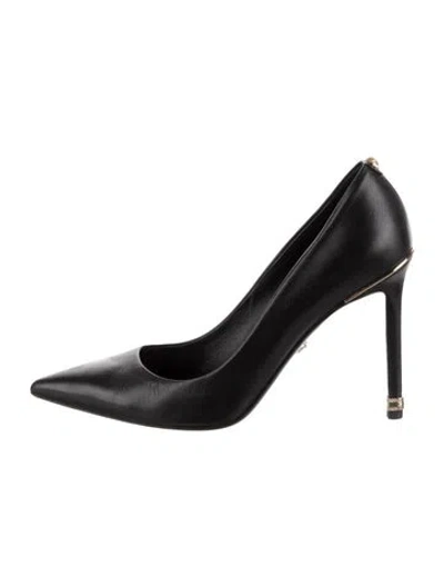 Pre-owned Versace Medusa Insignia Leather Pumps In Black