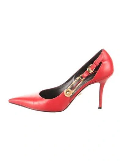 Pre-owned Versace Medusa Insignia Leather Slingback Pumps