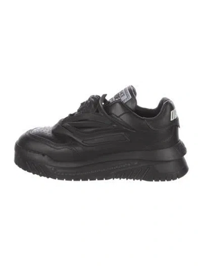 Pre-owned Versace Medusa Insignia Leather Sneakers In Black