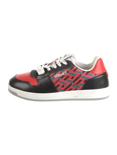 Pre-owned Versace Medusa Insignia Leather Sneakers In White