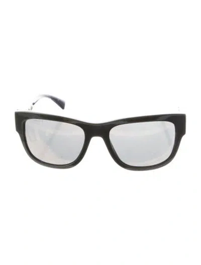 Pre-owned Versace Medusa Insignia Oversize Sunglasses In Green