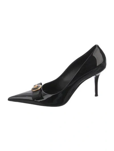 Pre-owned Versace Medusa Insignia Patent Leather Pumps In Black