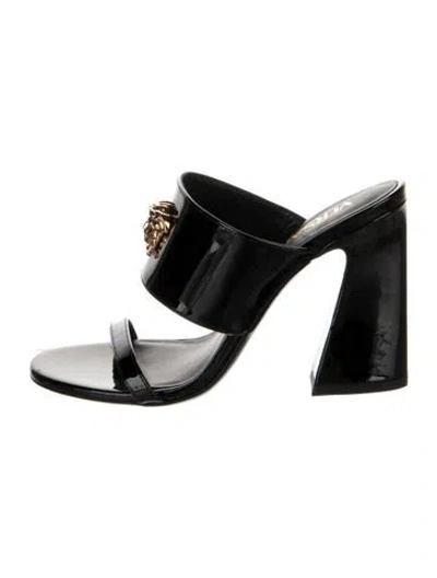 Pre-owned Versace Medusa Insignia Patent Leather Slides In Black