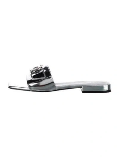 Pre-owned Versace Medusa Insignia Patent Leather Slides In Metallic/silver