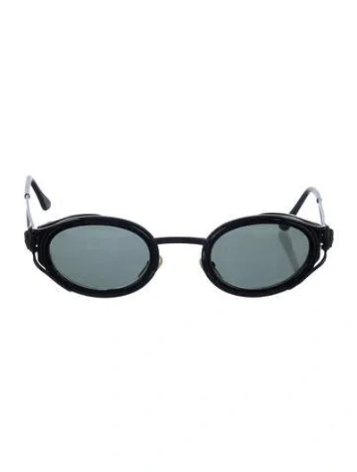 Pre-owned Versace Medusa Insignia Round Sunglasses In Black