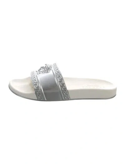 Pre-owned Versace Medusa Insignia Rubber Slides In Silver