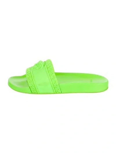 Pre-owned Versace Medusa Insignia Rubber Slippers In Green