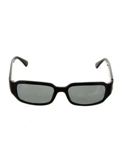 Pre-owned Versace Medusa Insignia Square Sunglasses In Black