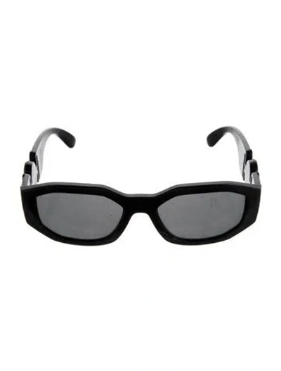 Pre-owned Versace Medusa Insignia Square Sunglasses In Black