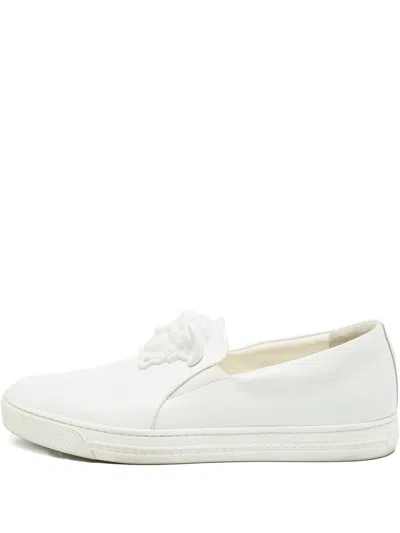 Pre-owned Versace Medusa Palazzo Leather Slip-on Sneakers In White
