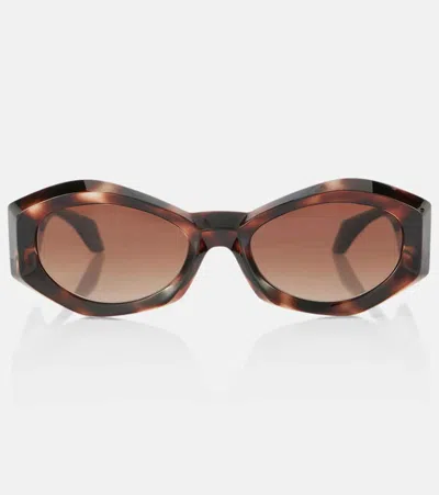 Versace Medusa Plaque Oval Sunglasses In Braun