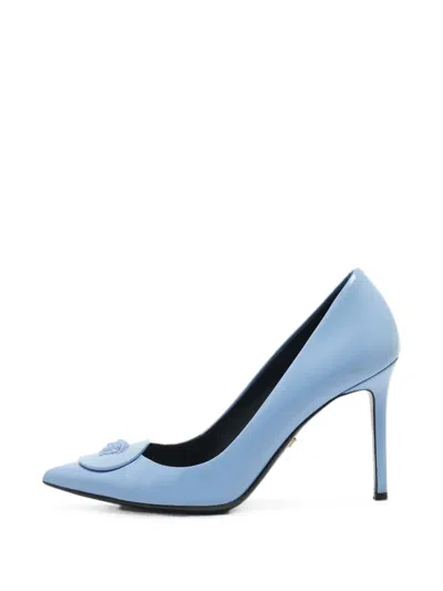 Pre-owned Versace Medusa Pointed-toe Pumps In Blue