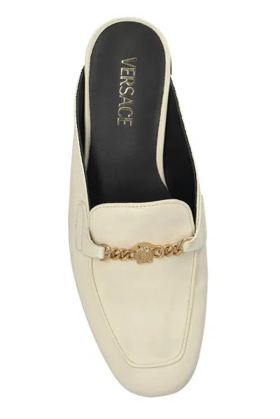 Versace Medusa Round-toe Slippers In Neutral