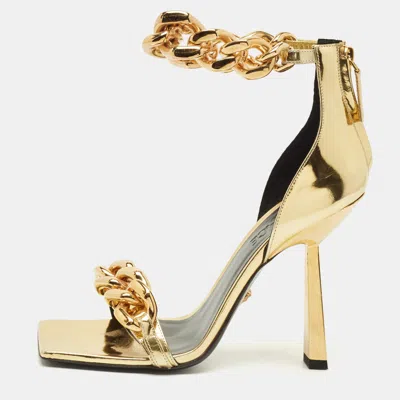 Pre-owned Versace Medusa Size 38 Gold Leather Ankle Strap Sandals