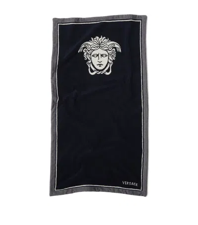 Versace Medusa Towel In Black